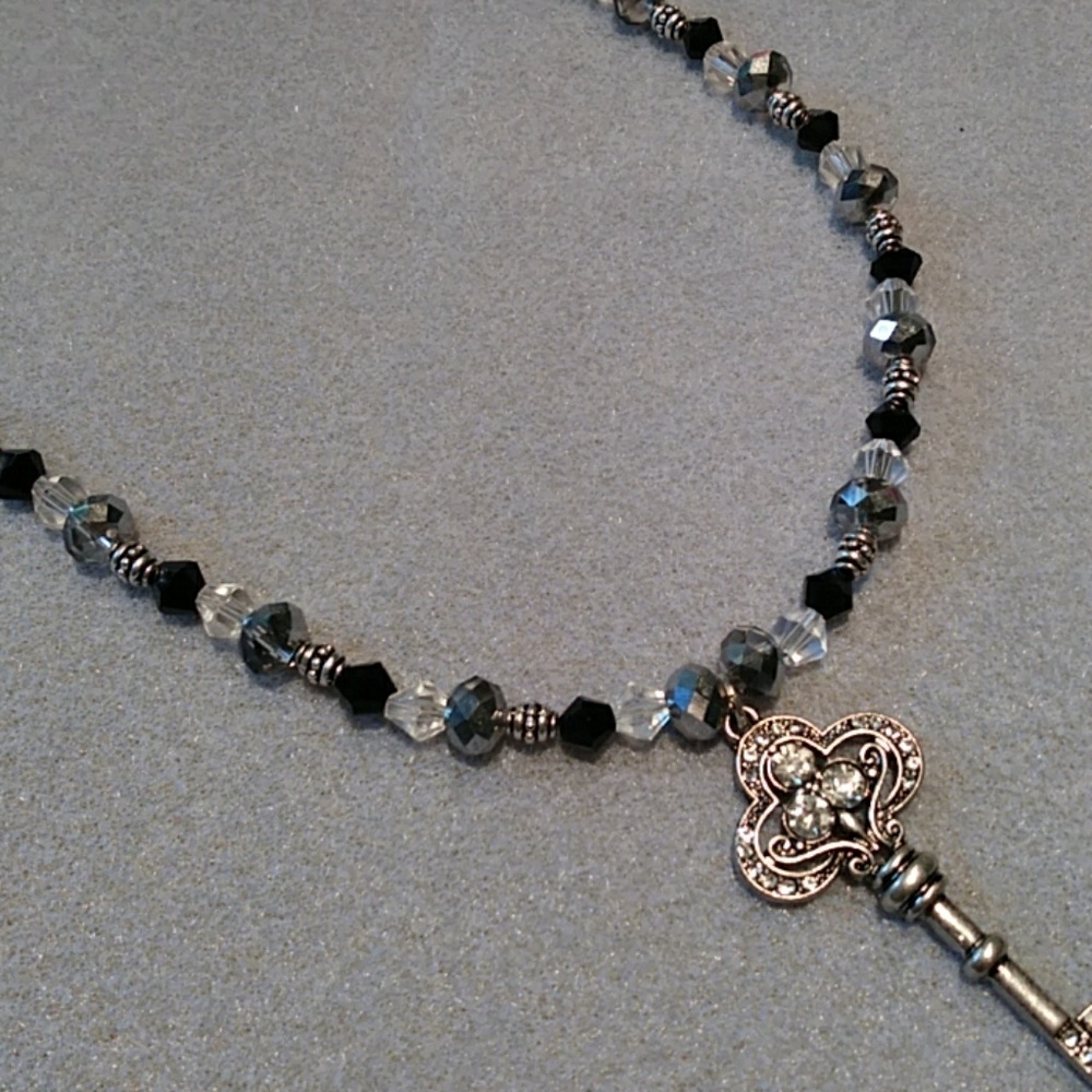 Key pendant - Picture 2 of 3